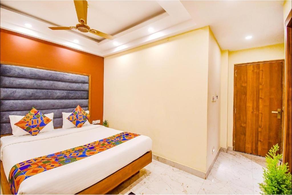 Hotel Aqua Tulip Calcutta Eksteriør billede