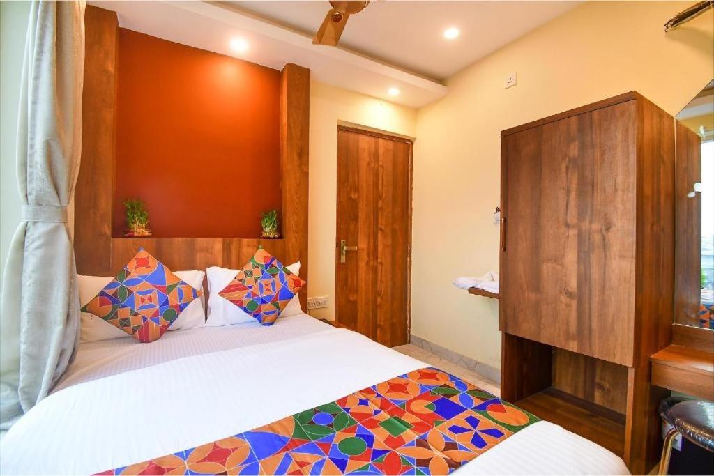 Hotel Aqua Tulip Calcutta Eksteriør billede
